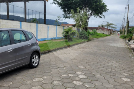 Casa à venda com 2 quartos em Suarão, Itanhaém, SP