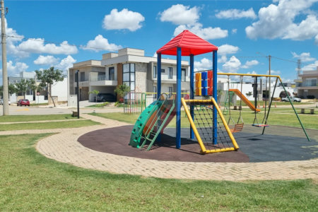 Casa à venda com 3 quartos, sendo 1 suíte,  no condomínio Residencial Villagio Wanel, Sorocaba - SP