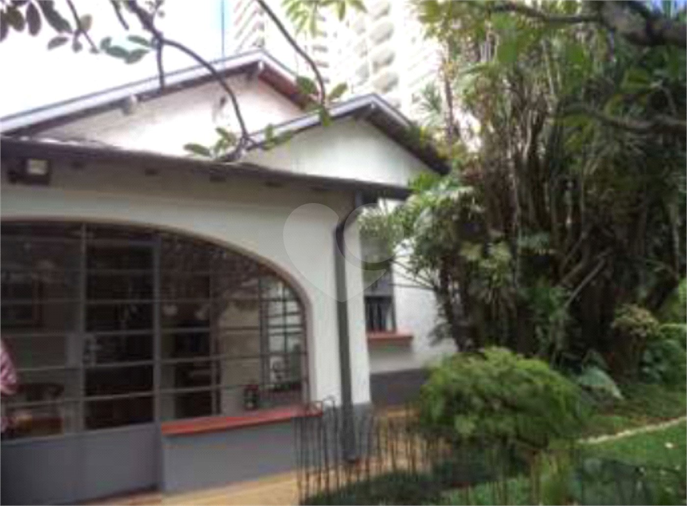 Casa à venda com 3 quartos em Campo Belo, São Paulo, SP