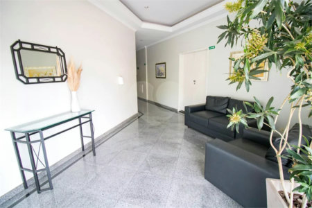 Apartamento à venda com 2 quartos, sendo 1 suíte, em Campo Belo, São Paulo, SP