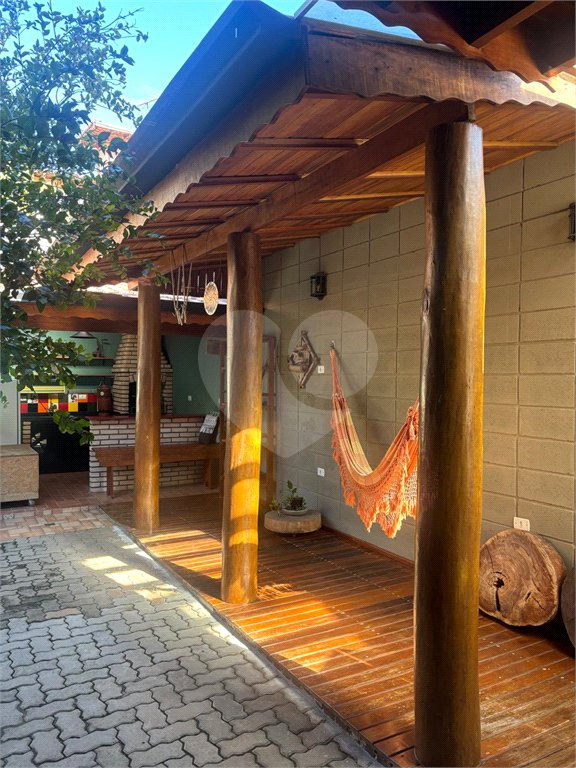 Casa à venda com 2 quartos no condomínio Altos do Boa Vista, São Roque - SP
