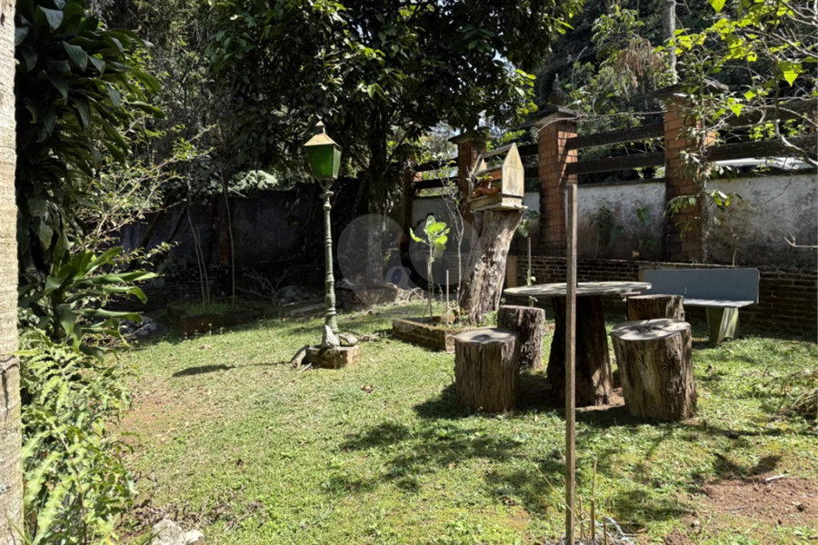Casa à venda com 4 quartos no condomínio Parque Suiça, Caieiras - SP
