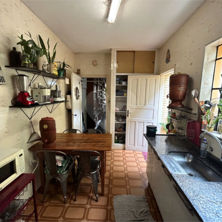 Sobrado à venda com 3 quartos em Sumaré, São Paulo, SP