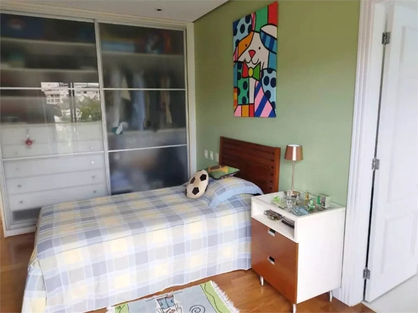 Casa à venda ou para alugar com 4 suítes no condomínio Solares Vila Europa, São Paulo - SP