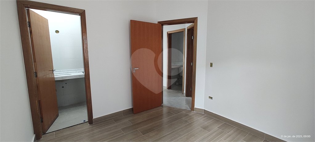 Casa Térrea à venda com 3 quartos, sendo 1 suíte,  em Nova Cerejeira, Atibaia, SP