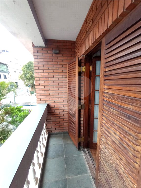 Sobrado à venda com 4 quartos, sendo 1 suíte, em Vila Macedópolis, São Paulo, SP