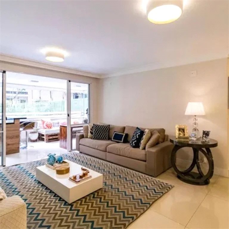 Apartamento à venda com 4 quartos, sendo 3 suítes, em Paraíso do Morumbi, São Paulo, SP