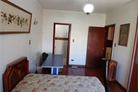 Sobrado à venda com 4 quartos, sendo 2 suítes,  em Jardim Leonor, São Paulo, SP
