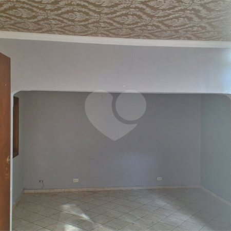 Sobrado para alugar com 4 quartos, sendo 3 suítes, em Vila Nivi, São Paulo, SP