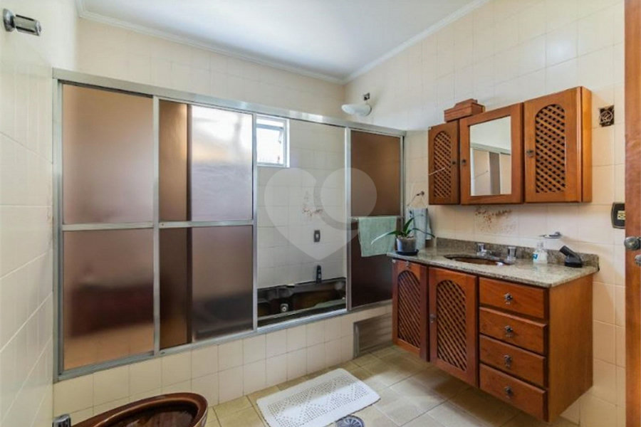 Casa à venda com 3 suítes em Horto, São Paulo, SP