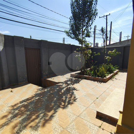 Casa à venda com 3 quartos, sendo 1 suíte, em Vila Assis, Sorocaba, SP