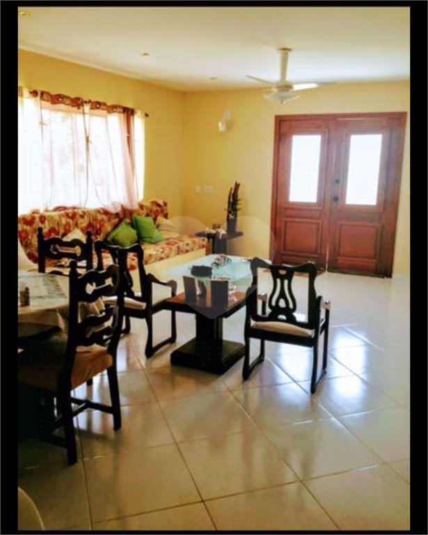 Casa à venda com 3 quartos, sendo 2 suítes, em Rasa, Armação dos Búzios, RJ