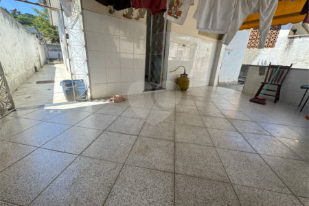 Casa Térrea à venda com 3 quartos em Campo Grande, Rio de Janeiro, RJ