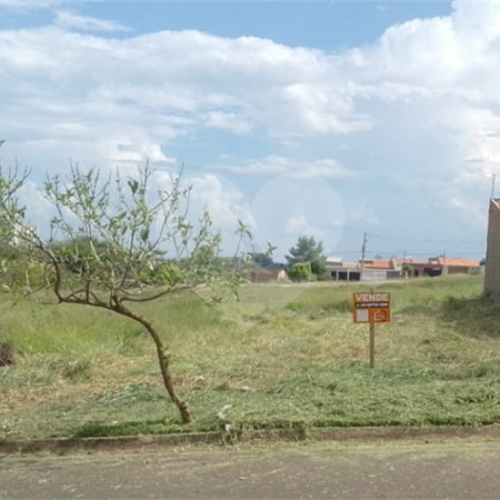 Terreno à venda em Jardim Adalberto Frederico de Oliveira Roxo I, Araraquara, SP