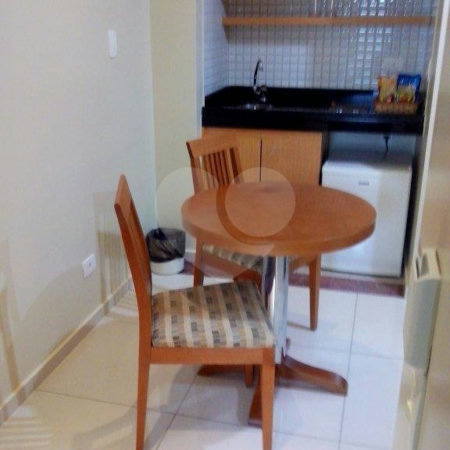 Flat à venda com 1 quarto em Santana, São Paulo, SP