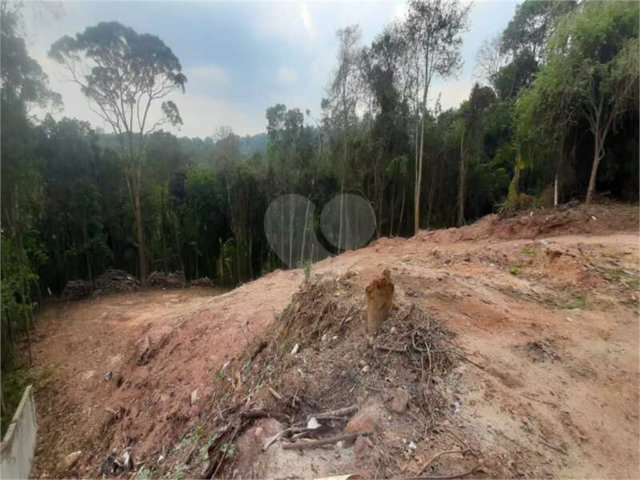 Terreno à venda no condomínio Alpes da Cantareira, Mairiporã - SP