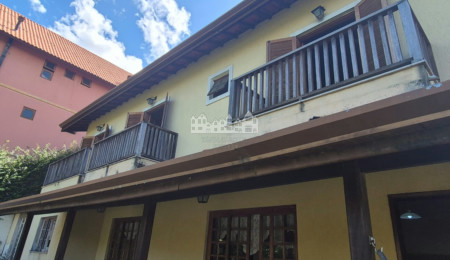 Casa à venda com 3 suítes no condomínio Portal Dos Nobres, Atibaia - SP