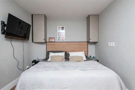 Apartamento à venda com 3 quartos, sendo 1 suíte,  em Vila Madalena, São Paulo, SP