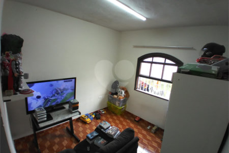 Casa Térrea à venda com 3 suítes em Vila Mazzei, São Paulo, SP