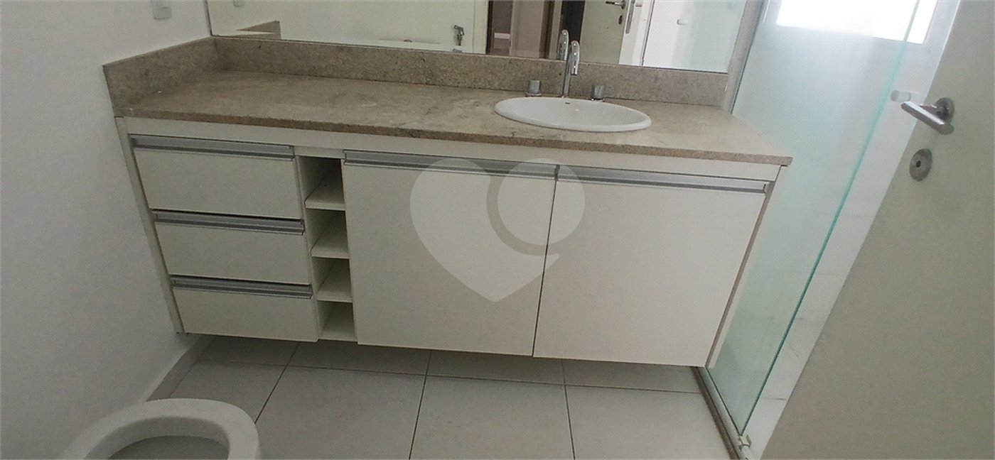 Apartamento para alugar com 4 quartos, sendo 1 suíte, no Centro, São Bernardo do Campo, SP
