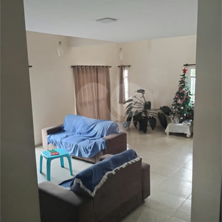 Casa à venda com 5 quartos, sendo 1 suíte, em Vila Japi II, Jundiaí, SP