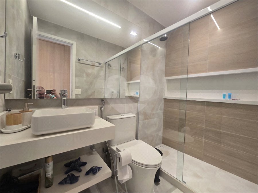 Apartamento à venda ou para alugar com 2 quartos, sendo 1 suíte, em Leblon, Rio de Janeiro, RJ