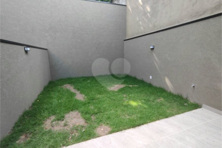 Sobrado à venda com 3 suítes em Jardim do Lago, Atibaia, SP