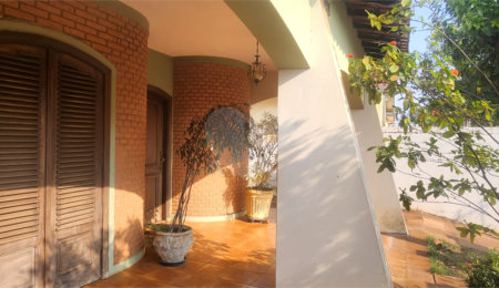 Casa à venda com 3 quartos, sendo 1 suíte, no Centro, Araraquara, SP