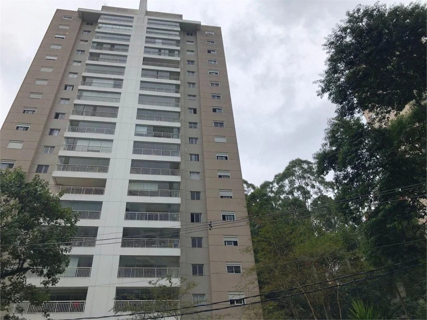 Apartamento à venda com 3 quartos, sendo 1 suíte, em Jardim Ampliação, São Paulo, SP