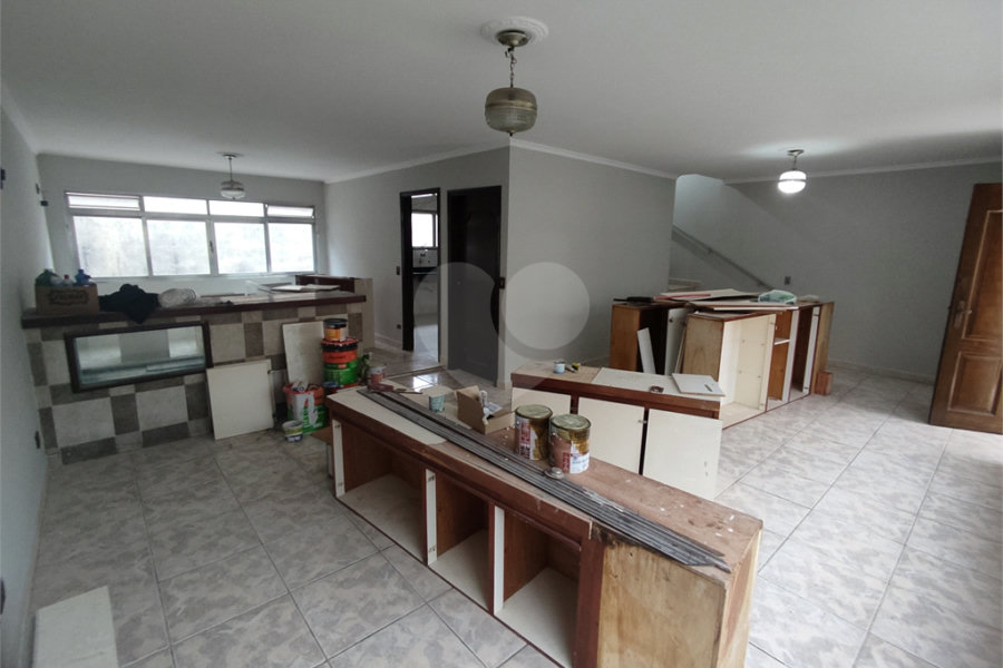 Casa à venda ou para alugar com 3 suítes em Santana, São Paulo, SP
