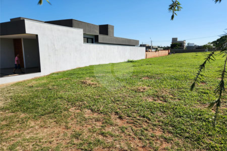 Terreno à venda em Residencial Volpi, Araraquara, SP