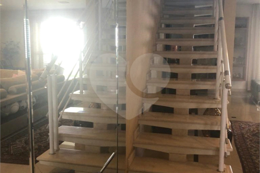 Sobrado à venda com 4 quartos, sendo 2 suítes, em Palmas do Tremembé, São Paulo, SP
