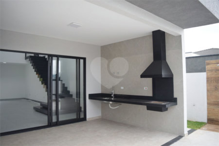 Casa à venda com 4 quartos, sendo 3 suítes, em Condomínio Residencial Reserva Ecológica Atibaia, Atibaia, SP