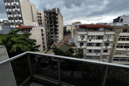 Apartamento à venda com 4 quartos, sendo 1 suíte,  em Tijuca, Rio de Janeiro, RJ