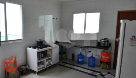 Sobrado à venda com 3 quartos, sendo 1 suíte,  em Tremembé, São Paulo, SP