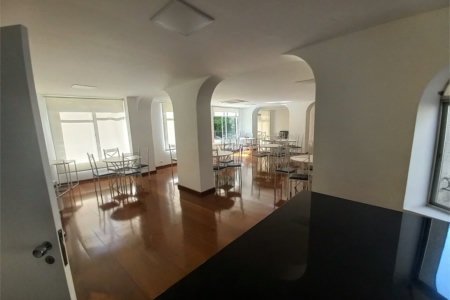 Apartamento à venda com 3 quartos, sendo 1 suíte,  em Vila Andrade, São Paulo, SP