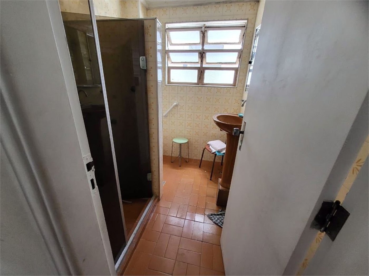 Apartamento com 4 dormitórios à venda, 180 m² por R$ 700.000,00 - Gonzaga - Santos/SP