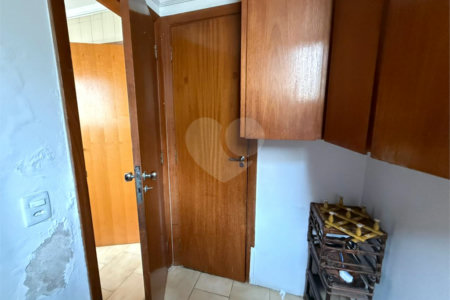 Apartamento à venda com 3 quartos, sendo 1 suíte, em Jardim Paulista, São Paulo, SP