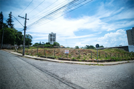 Área de Terra à venda em Jardim Paulista, Taubaté, SP
