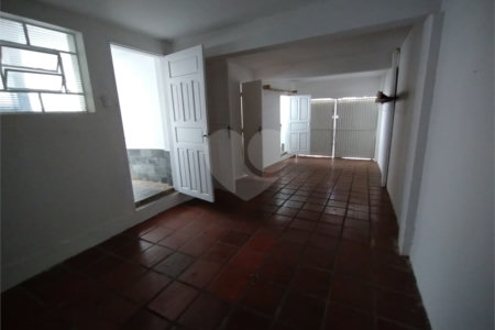 Casa à venda ou para alugar com 4 quartos, sendo 3 suítes,  no Centro, Itapetininga, SP