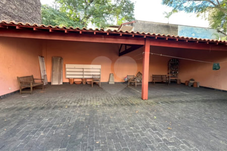 Sobrado à venda ou para alugar com 6 quartos, sendo 1 suíte, em Vila Mariana, São Paulo, SP