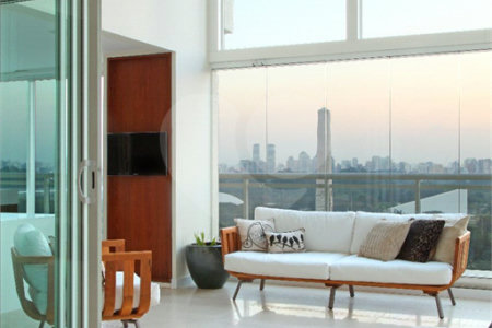 Apartamento à venda com 3 suítes em Vila Mariana, São Paulo, SP