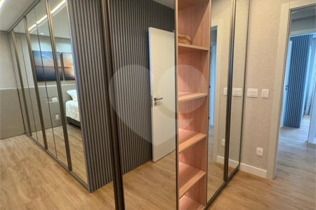 Apartamento à venda com 3 suítes em Urbanova, São José dos Campos, SP
