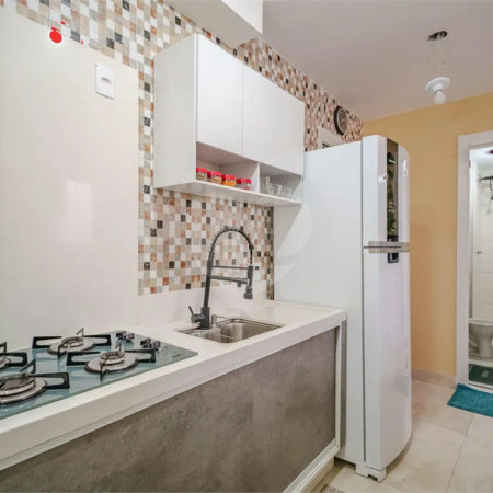 Apartamento à venda com 2 quartos em Jardim Peri Peri, São Paulo, SP