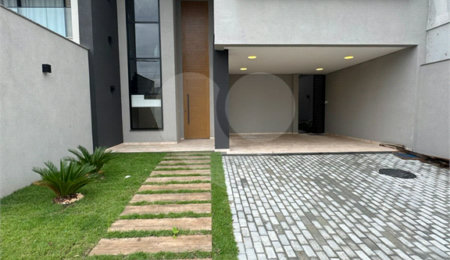 Casa à venda com 5 quartos, sendo 4 suítes,  no condomínio Grand Park, Rio de Janeiro - RJ