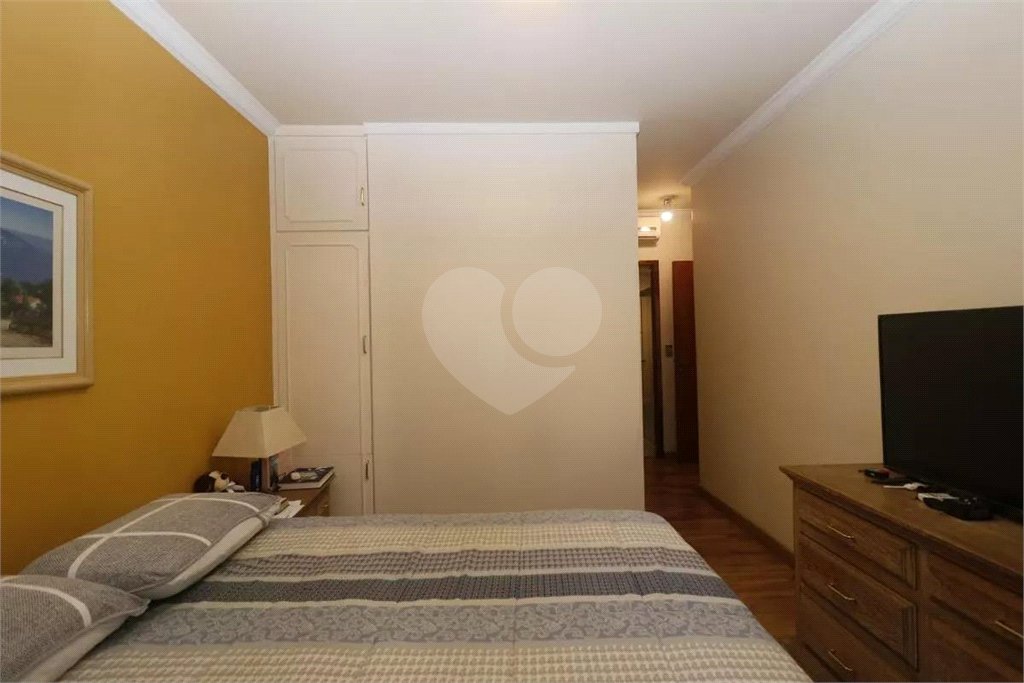 Apartamento à venda com 5 quartos, sendo 2 suítes, em Vila Clementino, São Paulo, SP