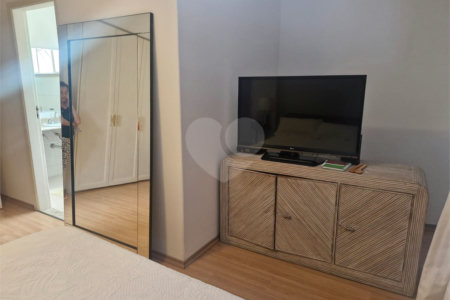 Casa à venda com 3 quartos, sendo 1 suíte, em Chácara Monte Alegre, São Paulo, SP