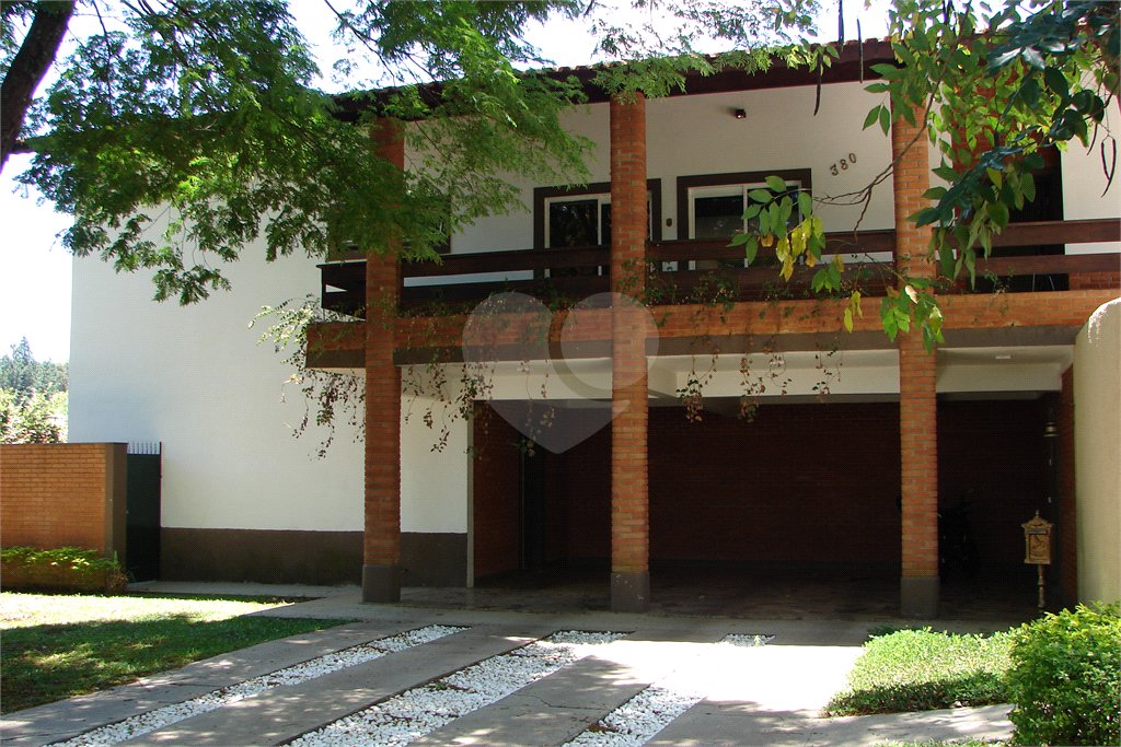 Casa à venda com 3 quartos, sendo 1 suíte, no condomínio Estância Marambaia, Vinhedo - SP