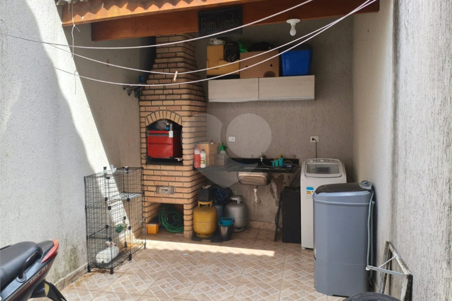Sobrado à venda com 3 quartos, sendo 1 suíte, em Tremembé, São Paulo, SP