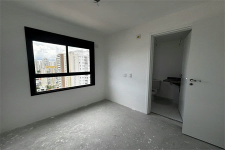 Apartamento à venda com 3 suítes em Vila Romana, São Paulo, SP